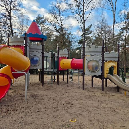 Het Veluwse Boshuisje Knus Chalet Met Omheinde Tuin Op De Veluwe Hoenderloo Kültér fotó