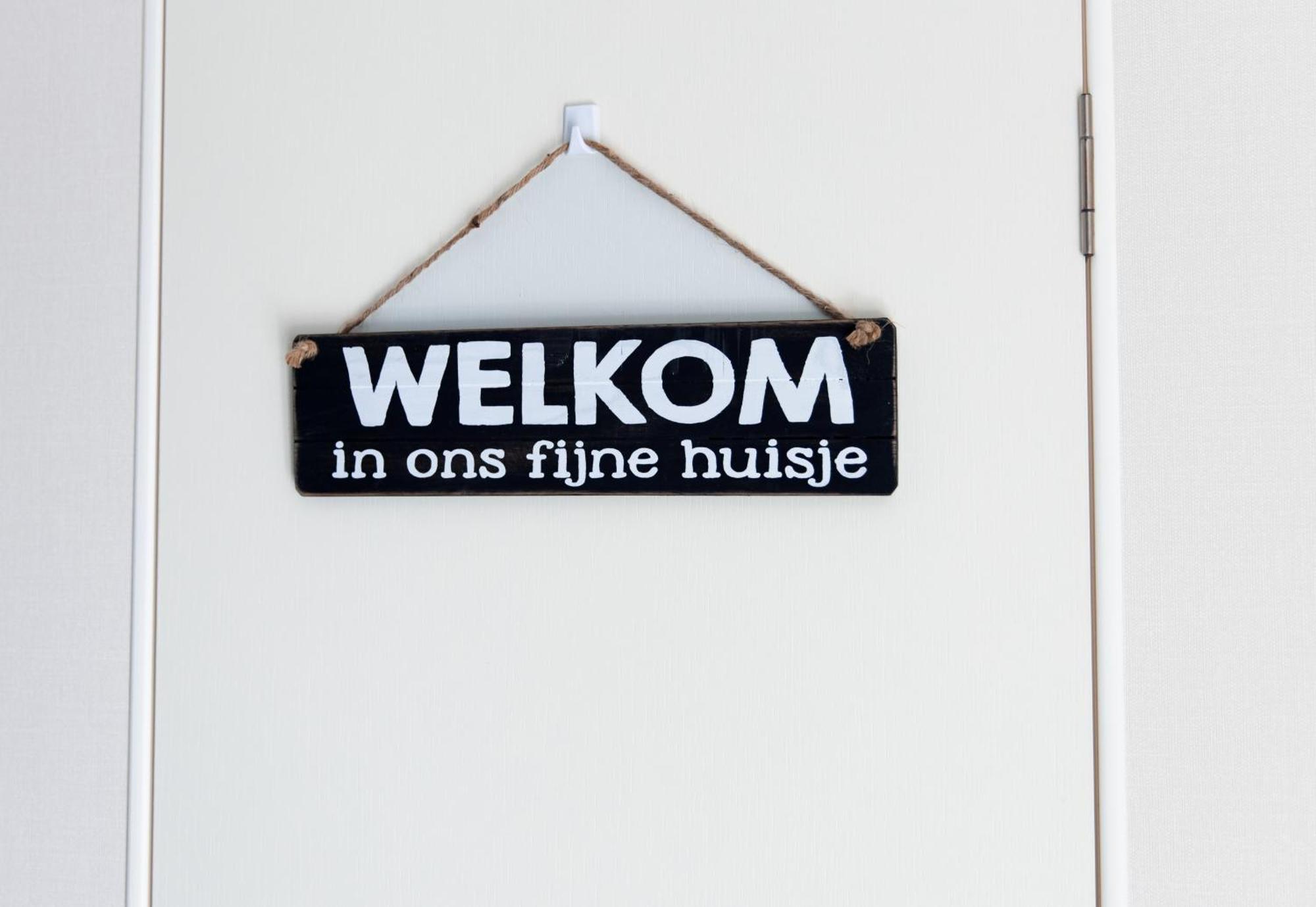 Het Veluwse Boshuisje Knus Chalet Met Omheinde Tuin Op De Veluwe Hoenderloo Kültér fotó